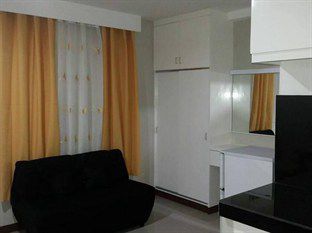 Big M Condotel Las Piñas Kültér fotó