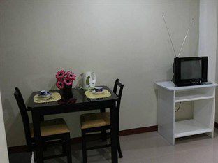 Big M Condotel Las Piñas Kültér fotó